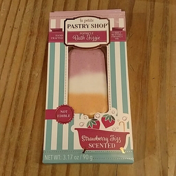 NEW! Large Bath Fizzie, Popsicle Strawberry scent - Picture 1 of 3